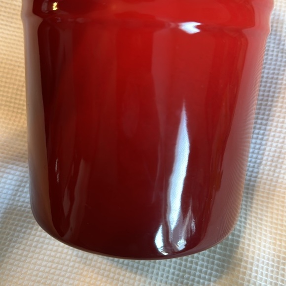 Le Creuset Stoneware Utensil Holder Crock Cherry Red Ombré - Picture 5 of 10
